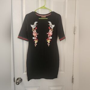 Women's dress La Reyna, size small,‎ black